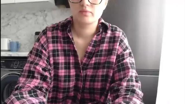 Image 8 of naughty_christie Stream on Chaturbate on 13 months ago