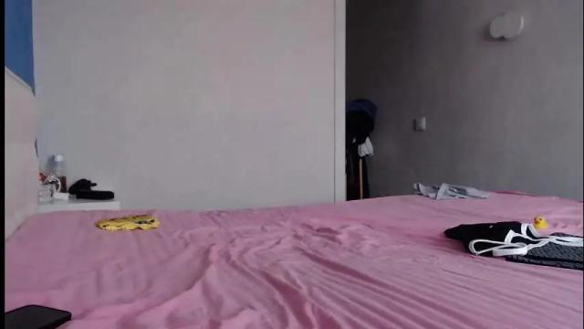 Image 7 of naughty_christie Stream on Chaturbate on 1 month ago