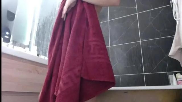 Image 4 of naughty_christie Stream on Chaturbate on 1 month ago