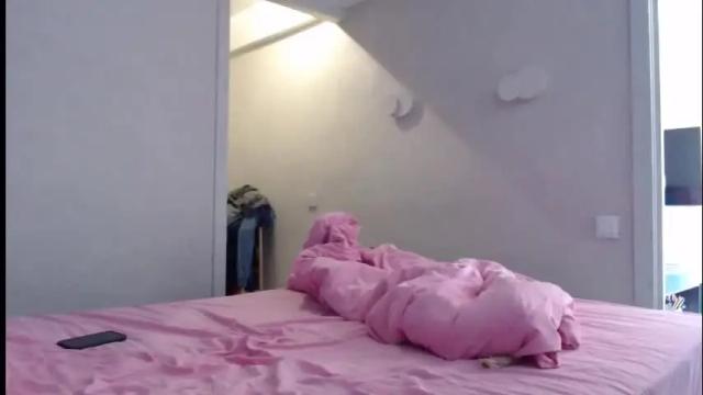 Image 6 of naughty_christie Stream on Chaturbate on 27 days ago