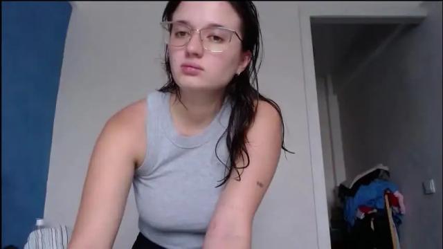 Image 6 of naughty_christie Stream on Chaturbate on 2 months ago