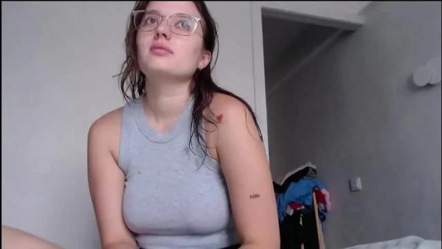 Image 8 of naughty_christie Stream on Chaturbate on 2 months ago