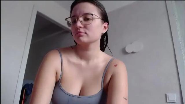 Image 7 of naughty_christie Stream on Chaturbate on 2 months ago