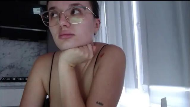 Image 3 of naughty_christie Stream on Chaturbate on 28 days ago