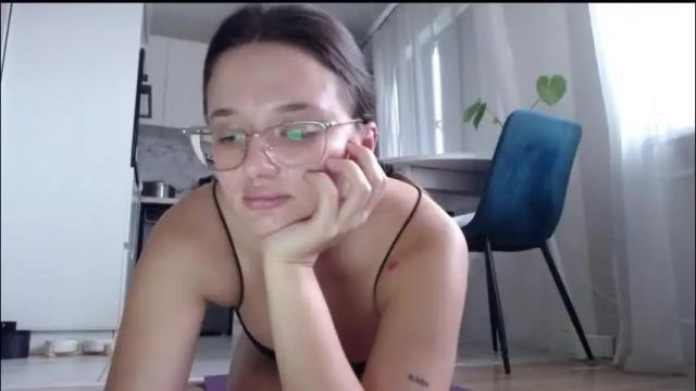 Image 4 of naughty_christie Stream on Chaturbate on 28 days ago