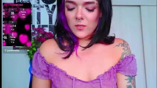 Thumbnail 1, naughty_em_17's Stream at Chaturbate, 9 days ago