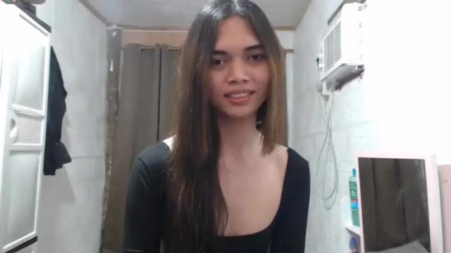 Image 11 of naughty_emmats Stream on Chaturbate on 13 months ago