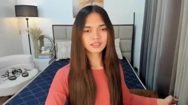 Image 12 of naughty_emmats Stream on Chaturbate on 14 months ago