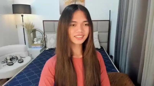 Image 7 of naughty_emmats Stream on Chaturbate on 14 months ago