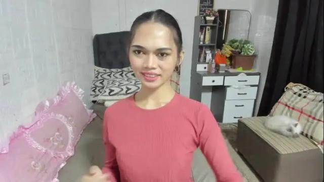 Image 12 of naughty_emmats Stream on Chaturbate on 1 month ago