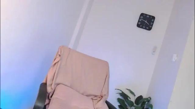Image 12 of naughty_lexie69xx Stream on Chaturbate on 1 month ago