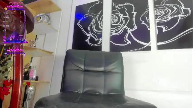 Image 12 of naughty_lizeth Stream on Chaturbate on 1 month ago