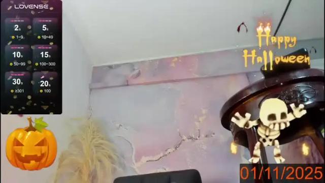 Image 2 of naughty_lizeth Stream on Chaturbate on 10 days ago