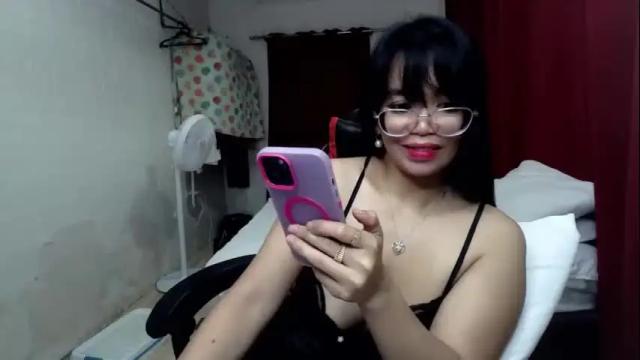 Image 4 of naughty_mariaxx Stream on Chaturbate on 1 month ago