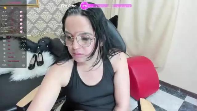 Thumbnail 3, naughty_milfxx's Stream at Chaturbate, 19 months ago