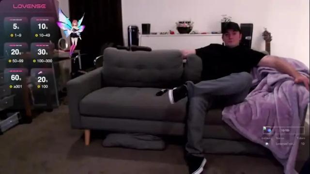 Image 2 of naughtyandatease Stream on Chaturbate on 2 days ago