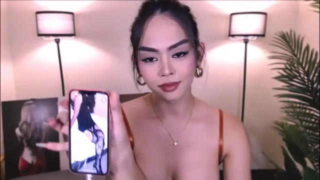 Image 8 of naughtyaurora69 Stream on Chaturbate on 6 days ago