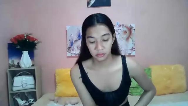 Image 4 of naughtybarbiecock Stream on Chaturbate on 19 months ago