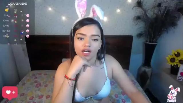 Image 2 of naughtybunny22_ Stream on Chaturbate on 14 months ago