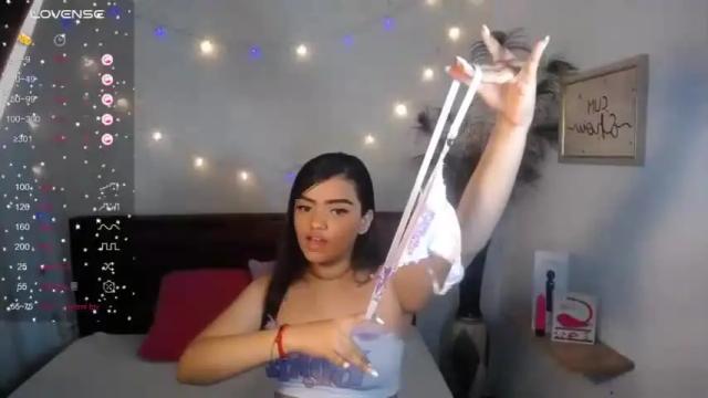 Image 6 of naughtybunny22_ Stream on Chaturbate on 14 months ago