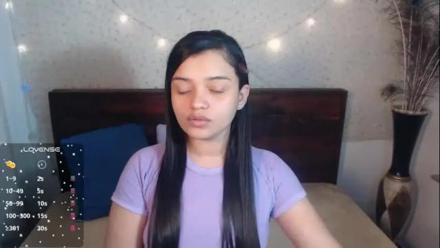 Image 2 of naughtybunny22_ Stream on Chaturbate on 1 month ago