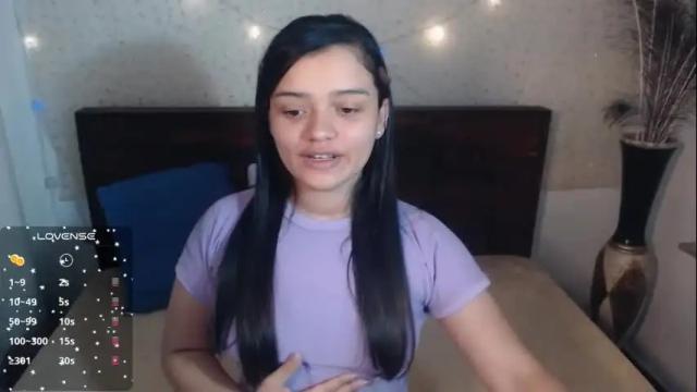 Image 7 of naughtybunny22_ Stream on Chaturbate on 1 month ago
