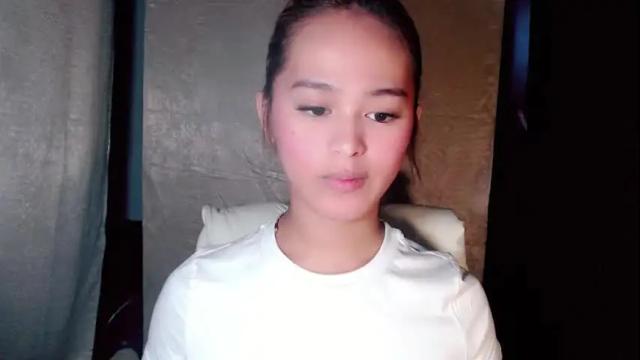 Image 2 of naughtycalesty Stream on Chaturbate on 6 months ago