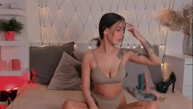 Image 2 of naughtycasssy Stream on Chaturbate on 1 month ago