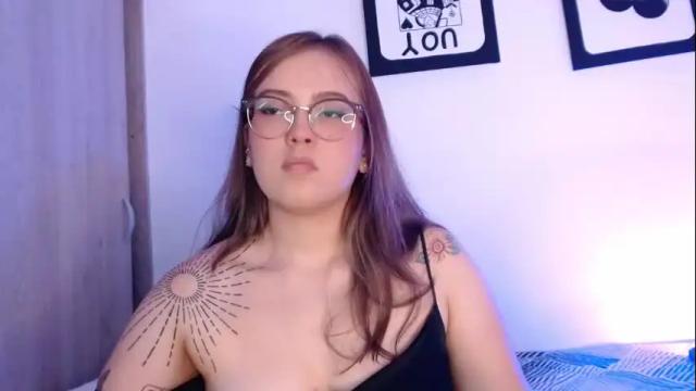 Image 2 of naughtycurvybbx Stream on Chaturbate on 5 months ago