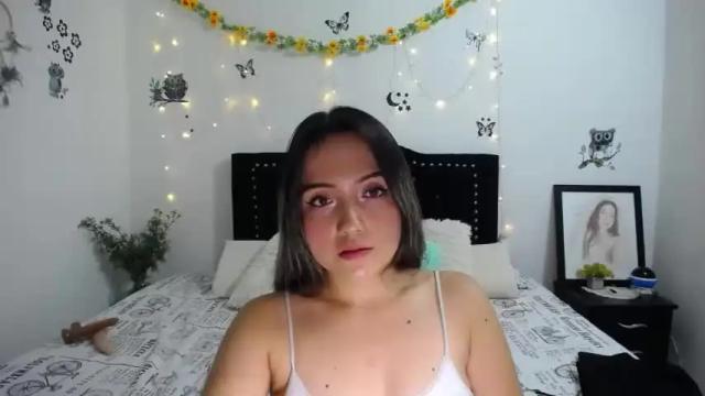 Image 2 of naughtygirl_mmm Stream on Chaturbate on 13 months ago