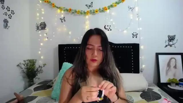 Image 4 of naughtygirl_mmm Stream on Chaturbate on 13 months ago