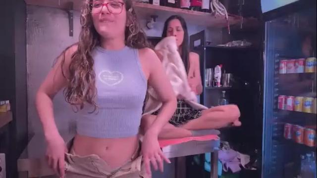 Image 12 of naughtyluxe Stream on Chaturbate on 1 month ago