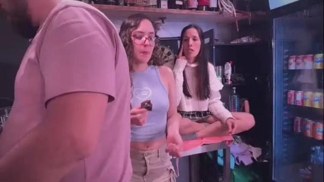 Image 2 of naughtyluxe Stream on Chaturbate on 1 month ago