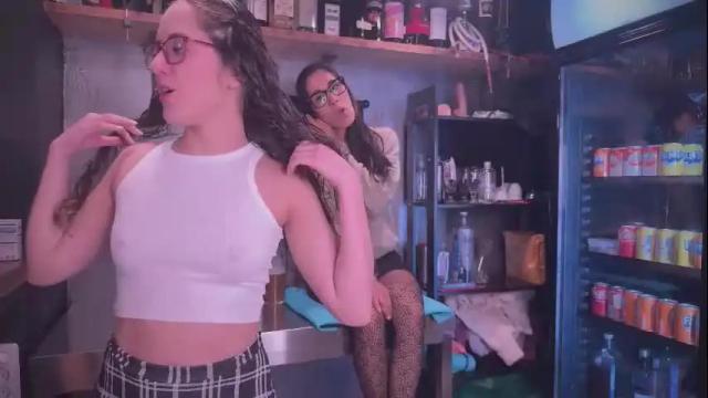 Image 8 of naughtyluxe Stream on Chaturbate on 1 month ago