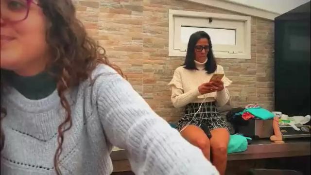 Image 4 of naughtyluxe Stream on Chaturbate on 15 days ago