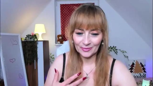 Image 3 of naughtymilane Stream on Chaturbate on 1 month ago