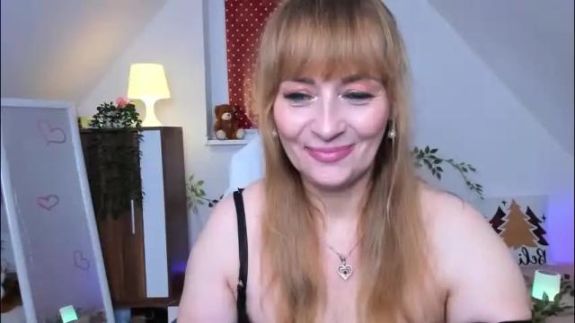 Image 6 of naughtymilane Stream on Chaturbate on 1 month ago