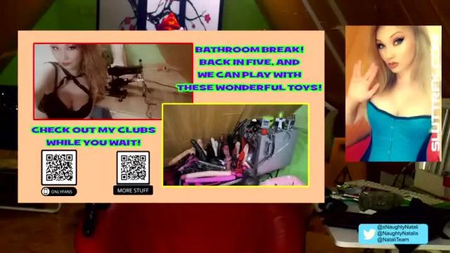 Image 12 of naughtynatali Stream on Chaturbate on 19 months ago