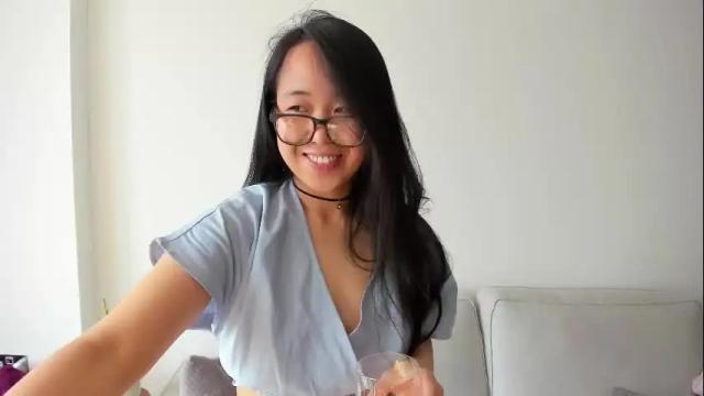 Image 2 of naughtynerdygirl Stream on Chaturbate on 1 month ago