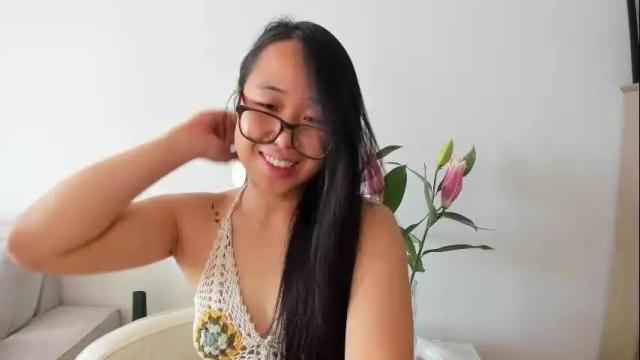 Image 6 of naughtynerdygirl Stream on Chaturbate on 1 month ago