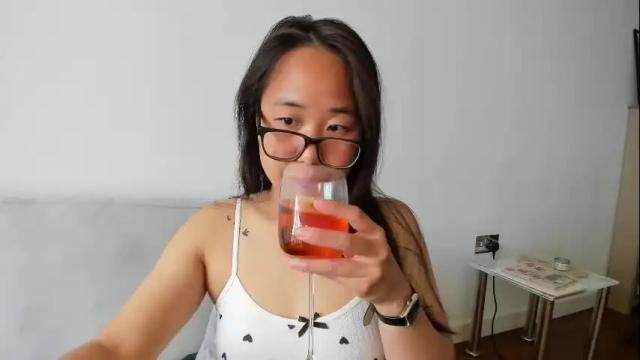 Image 2 of naughtynerdygirl Stream on Chaturbate on 6 days ago