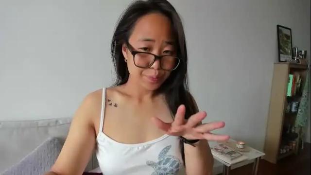 Image 4 of naughtynerdygirl Stream on Chaturbate on 4 days ago