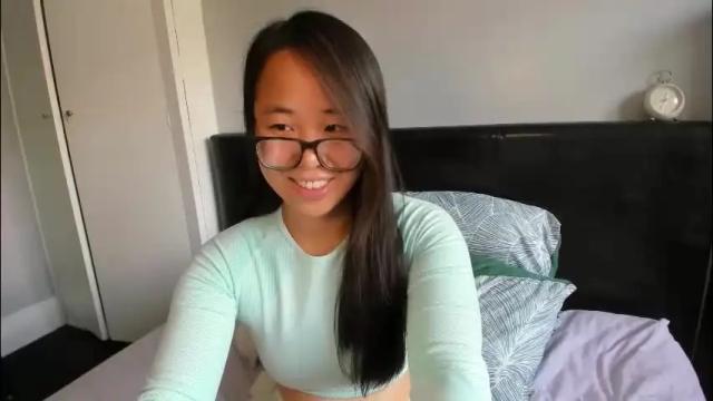 Image 10 of naughtynerdygirl Stream on Chaturbate on 2 months ago