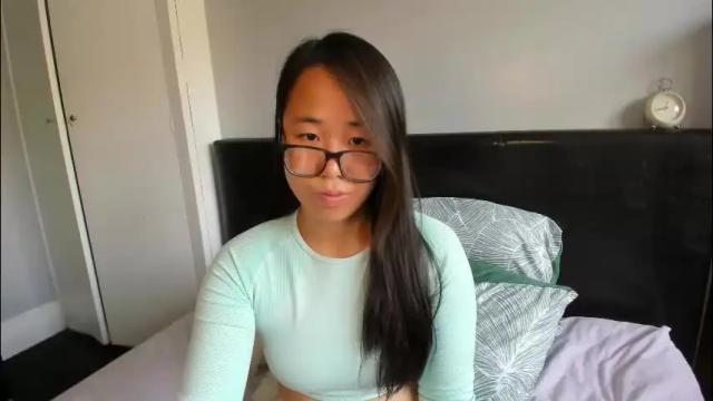 Image 12 of naughtynerdygirl Stream on Chaturbate on 2 months ago