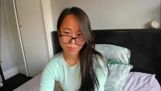 Image 3 of naughtynerdygirl Stream on Chaturbate on 2 months ago