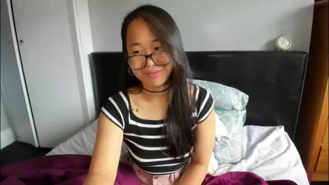 Image 6 of naughtynerdygirl Stream on Chaturbate on 2 months ago