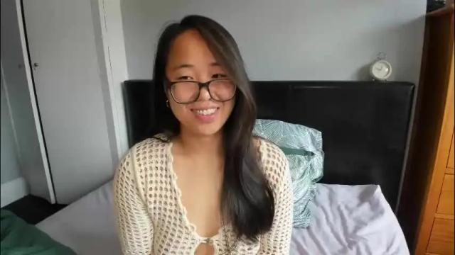 Image 6 of naughtynerdygirl Stream on Chaturbate on 2 months ago