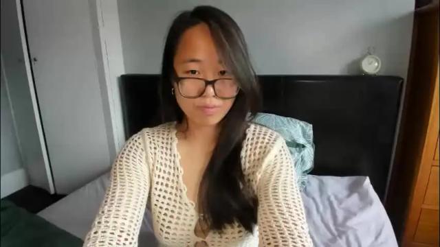 Image 8 of naughtynerdygirl Stream on Chaturbate on 2 months ago