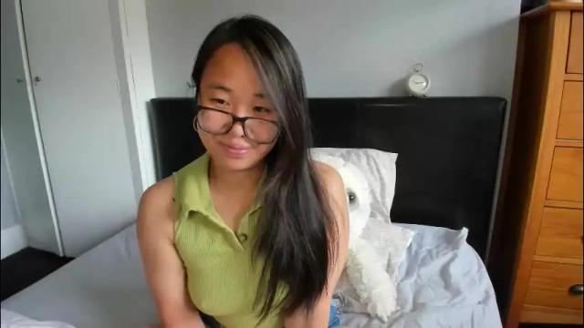 Image 3 of naughtynerdygirl Stream on Chaturbate on 1 month ago