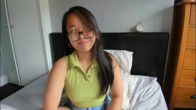 Image 7 of naughtynerdygirl Stream on Chaturbate on 1 month ago